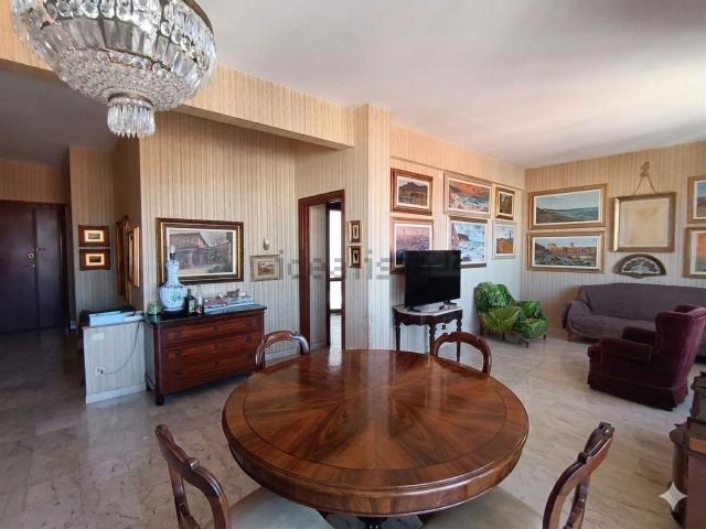 Appartamento in vendita di 125 m² in Via Benvenuto Cellini