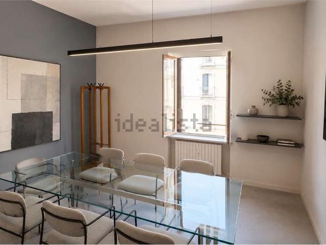 Appartamento in vendita di 125 m² in Via G. Leopardi, 26