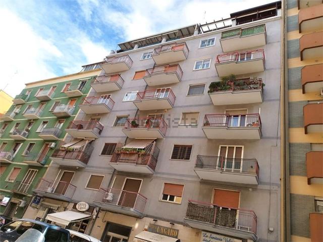 Appartamento in vendita di 125 m² in Via Giulio Petroni, 32