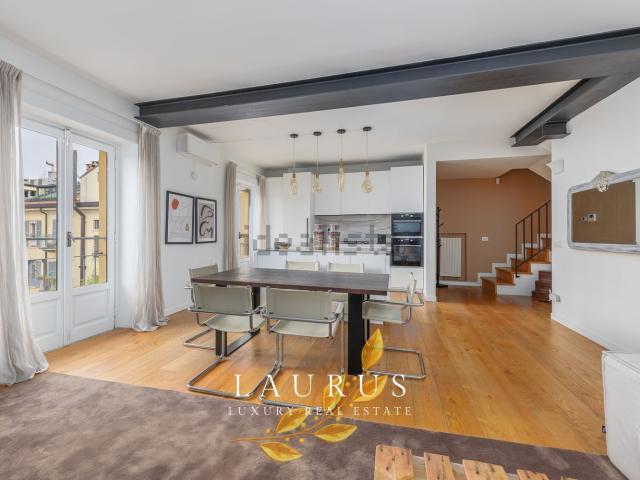 Appartamento in vendita di 125 m² in Via Giuseppe Piermarini, 4