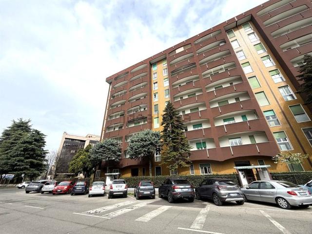Appartamento in vendita di 125 m² in Via Giacomo Leopardi, 240