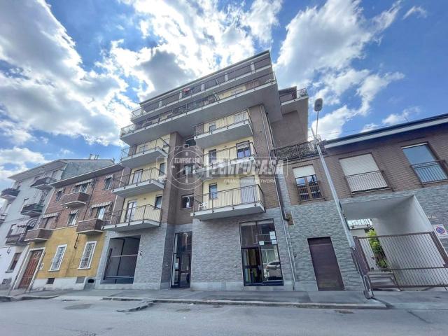 Appartamento in vendita di 125 m² in Via Giambattista Lulli, 47