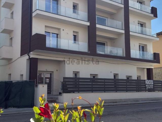 Appartamento in vendita di 125 m² in Via Giardini, 221