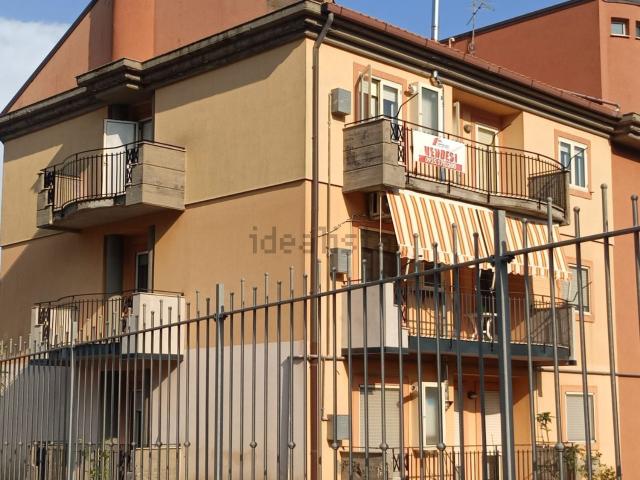 Appartamento in vendita di 125 m² in Via Giorgio Almirante