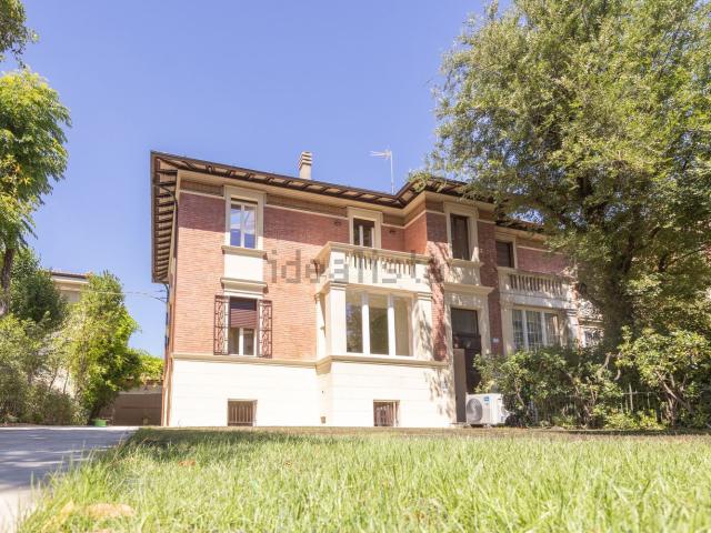 Appartamento in vendita di 125 m² in Via Giovanni Marchetti, 7