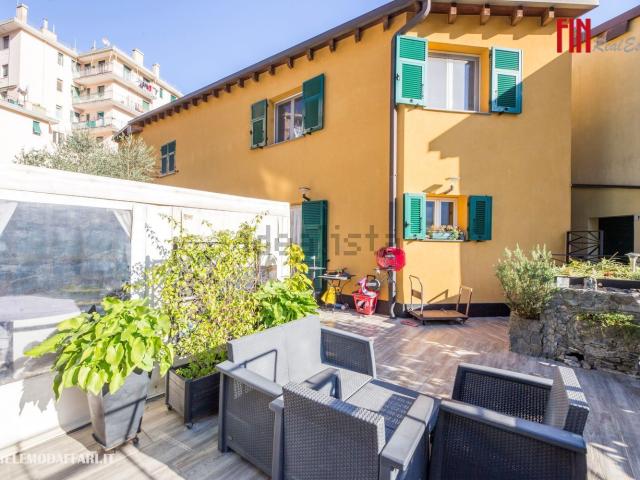 Appartamento in vendita di 125 m² in Via Giro del Fullo