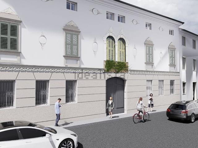 Appartamento in vendita di 125 m² in Via Girolamo Lioni, 58