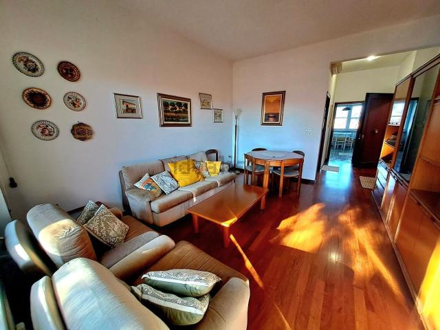 Appartamento in vendita di 125 m² in Via Girolamo Rota