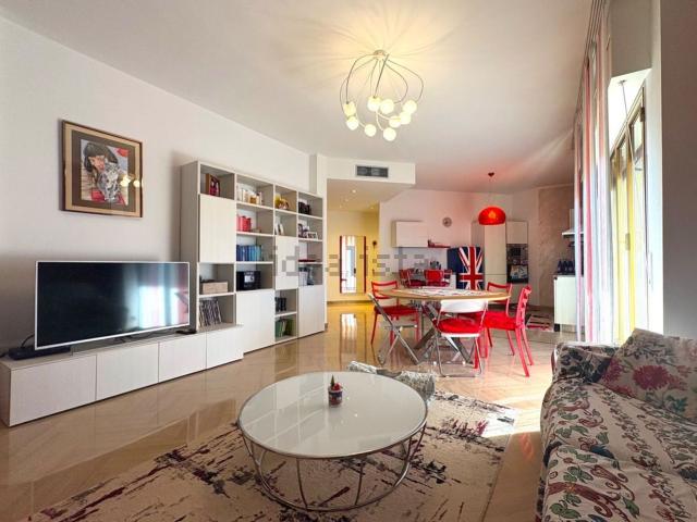 Appartamento in vendita di 125 m² in Via Gravellona, 32
