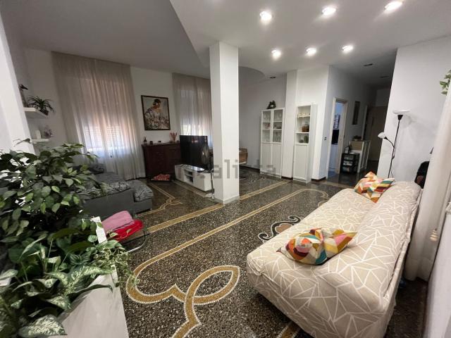 Appartamento in vendita di 125 m² in Via Don Giovanni Verità