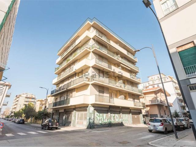 Appartamento in vendita di 125 m² in Via Donatello, 36