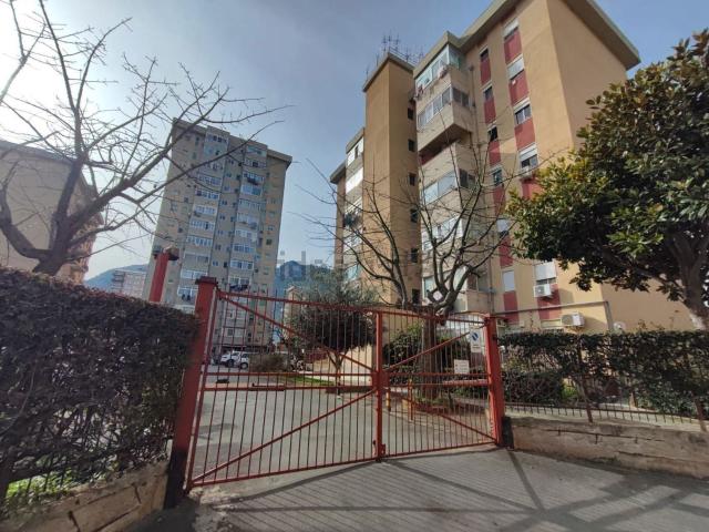 Appartamento in vendita di 125 m² in Via del Castoro, 1