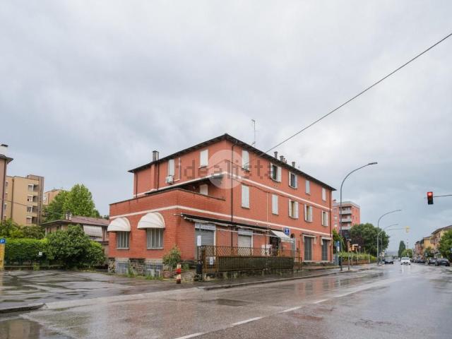 Appartamento in vendita di 125 m² in Via del Triumvirato, 91