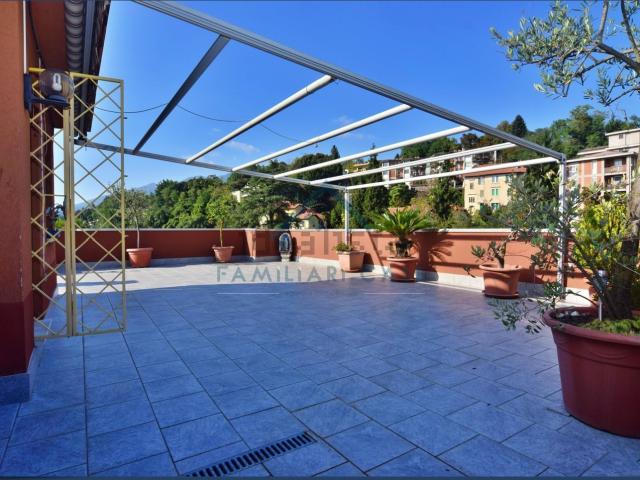 Appartamento in vendita di 125 m² in Via della Carrozzeria