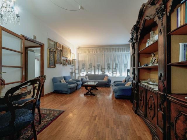 Appartamento in vendita di 125 m² in Via della Libertà, 26