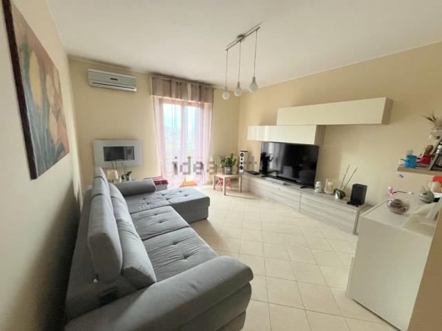 Appartamento in vendita di 125 m² in Via della Resistenza