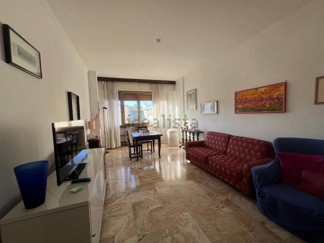 Appartamento in vendita di 125 m² in Via delle Panche