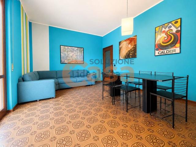 Appartamento in vendita di 125 m² in Via Eugenio Cortinovis