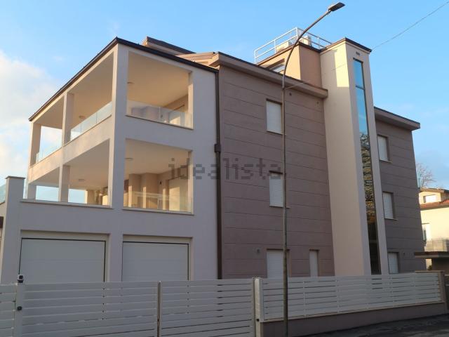 Appartamento in vendita di 125 m² in Via Eugenio Curiel, 8