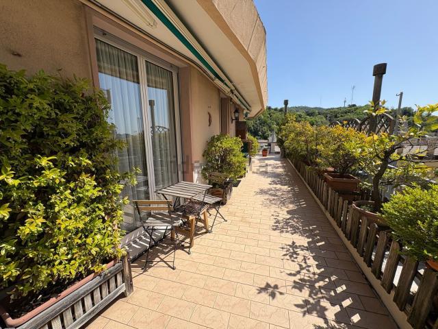 Appartamento in vendita di 125 m² in Via Faliero Vezzani, 12