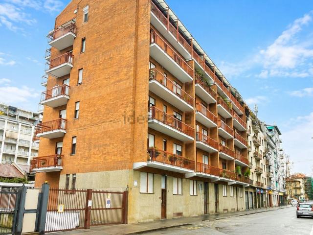 Appartamento in vendita di 125 m² in Via Fidia, 10