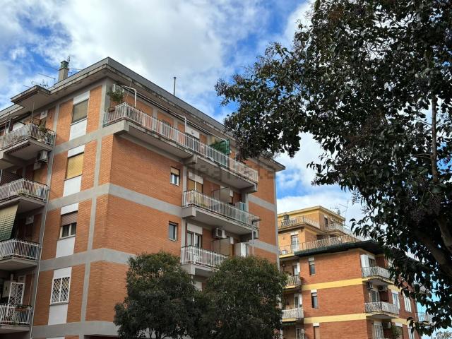 Appartamento in vendita di 125 m² in Via Francesco Baracca