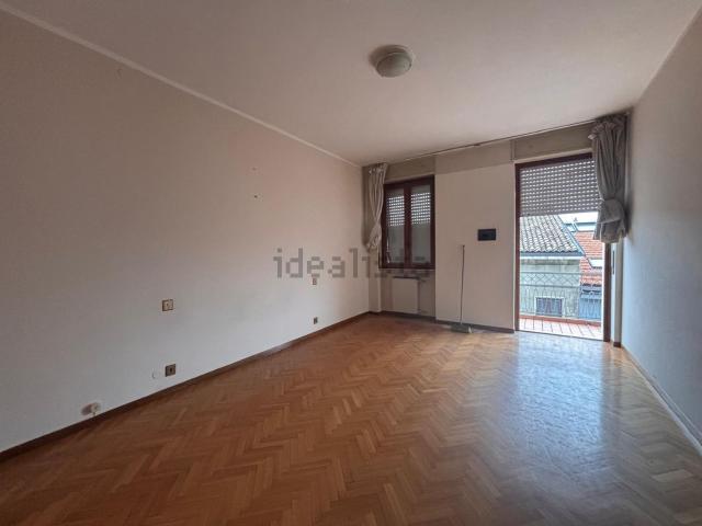 Appartamento in vendita di 125 m² in Via Francesco Brunani, 1