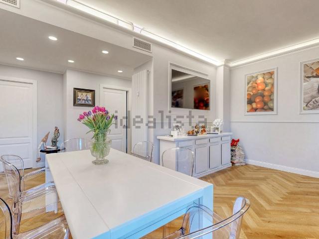 Appartamento in vendita di 125 m² in Via Francesco Gonin, 8