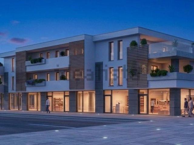 Appartamento in vendita di 125 m² in Via I. Nogarola