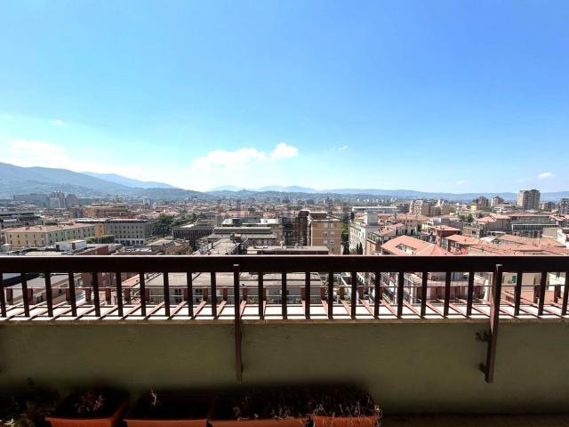 Appartamento in vendita di 125 m² in Via Luigi Galvani