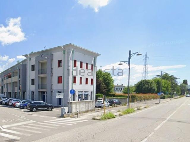 Appartamento in vendita di 125 m² in Via Luigi Pasini