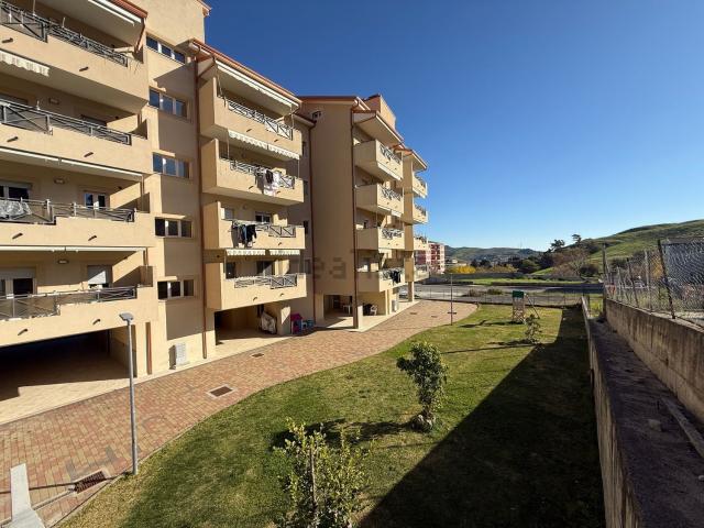Appartamento in vendita di 125 m² in Via Monsignor Armando Fares