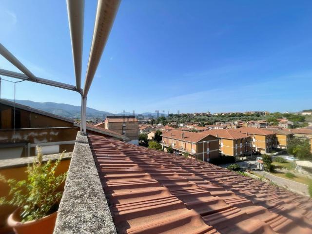 Appartamento in vendita di 125 m² in Via Monte Cimino