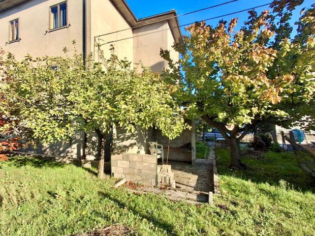 Appartamento in vendita di 125 m² in Via Martiri della Resistenza
