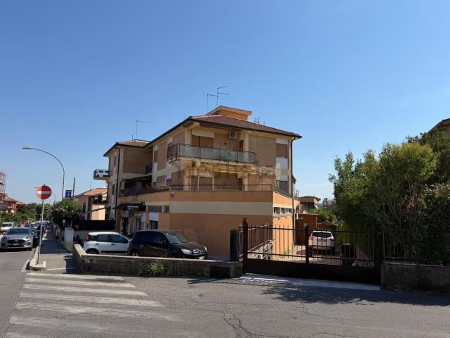 Appartamento in vendita di 125 m² in Via Martiri di Belfiore, 45