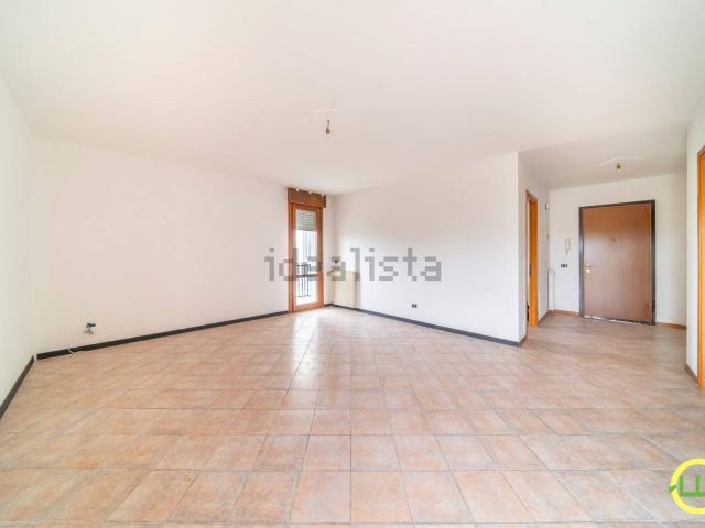 Appartamento in vendita di 125 m² in Via Mezana