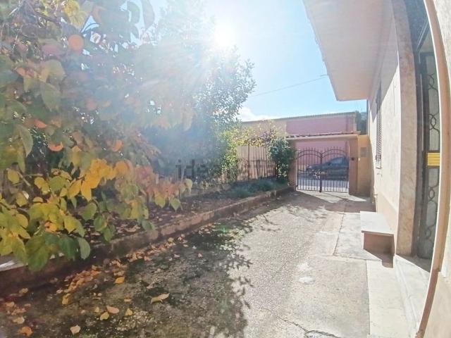 Appartamento in vendita di 125 m² in Via Napoli, 117