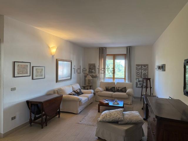 Appartamento in vendita di 125 m² in Via Nicola Pavese, 53