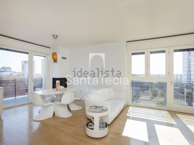 Appartamento in vendita di 125 m² in Via Savona, 122