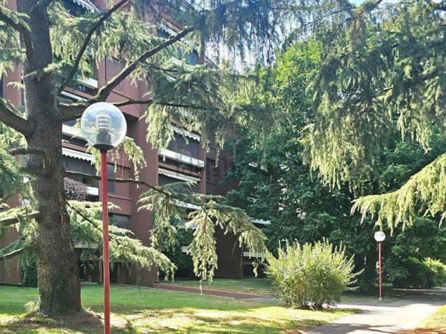 Appartamento in vendita di 125 m² in Via Salvo D&apos Acquisto, 5