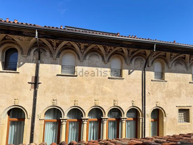 Appartamento in vendita di 125 m² in Via San Francesco, 50