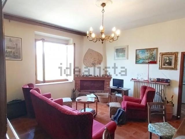 Appartamento in vendita di 125 m² in Via Santa Lucia