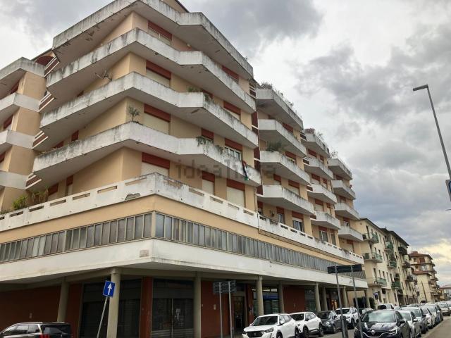 Appartamento in vendita di 125 m² in Via Sante Tani