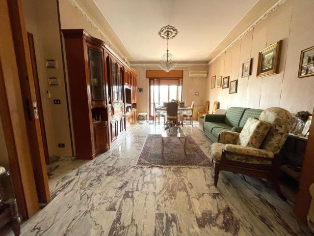 Appartamento in vendita di 125 m² in Via Sbarre Centrali, 114