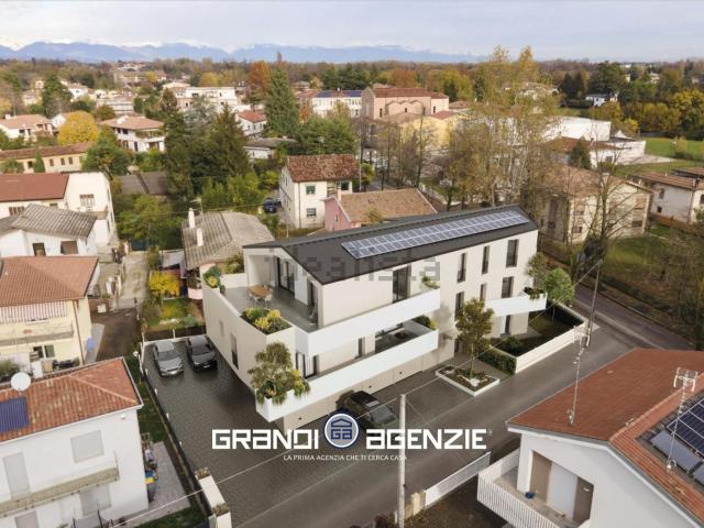 Appartamento in vendita di 125 m² in Via Paolo Veronese