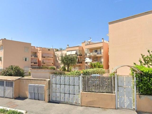 Appartamento in vendita di 125 m² in Via Pier Giorgio Gallotti, 2