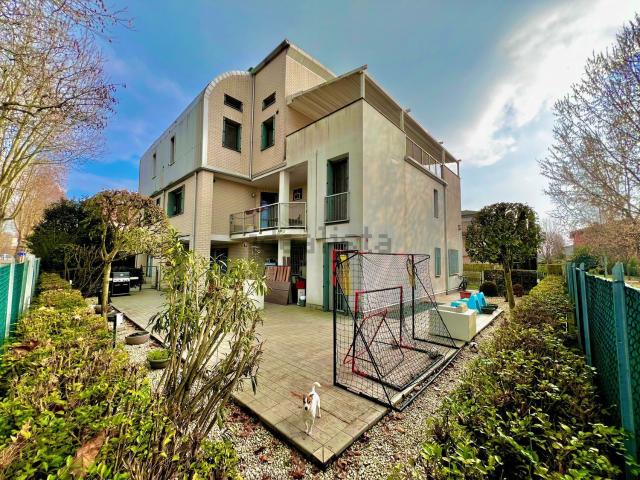 Appartamento in vendita di 125 m² in Via Rodano, 8