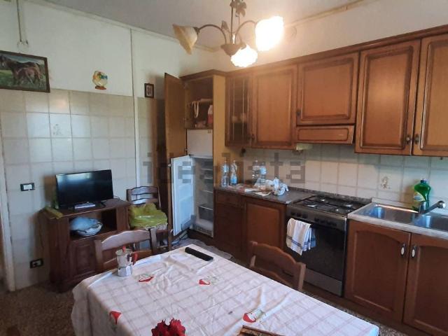 Appartamento in vendita di 125 m² in Via Roma