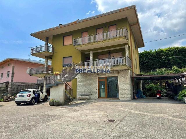 Appartamento in vendita di 125 m² in Via Roma, 25