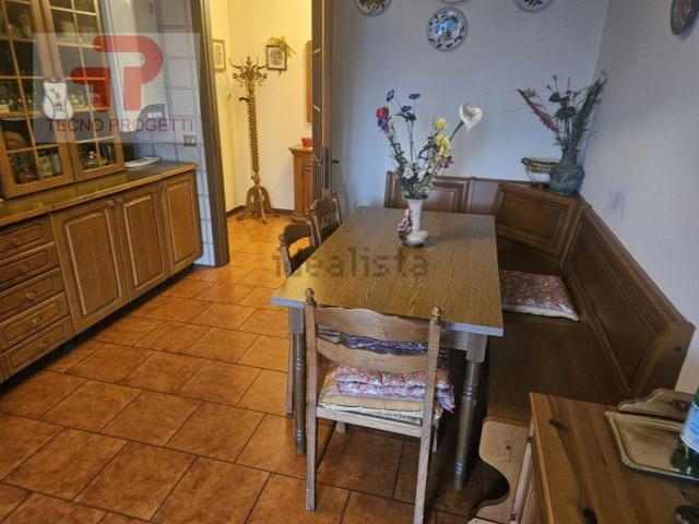 Appartamento in vendita di 125 m² in Via Roma